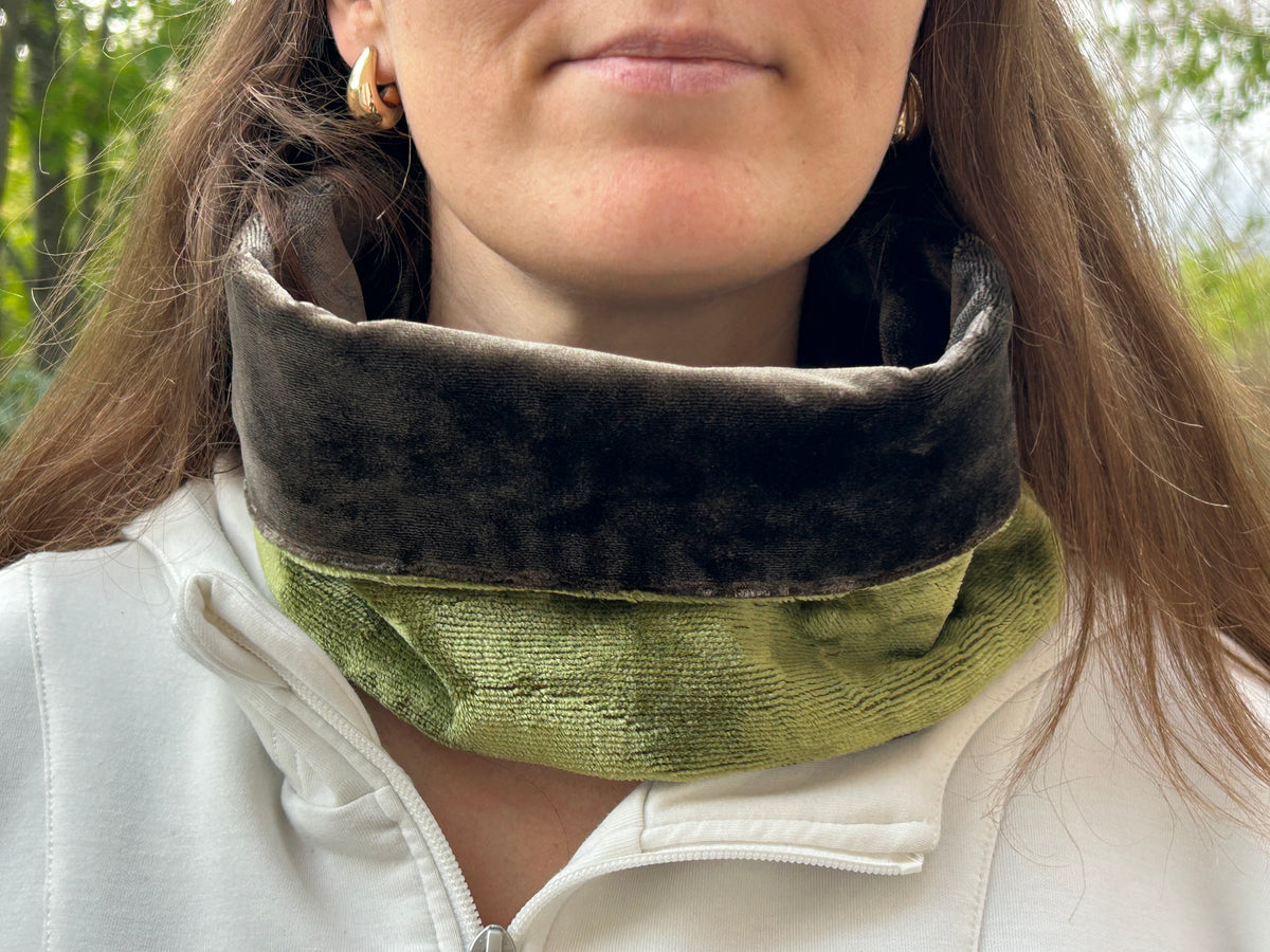 Snood - tour de cou en velours vert olive - chaud