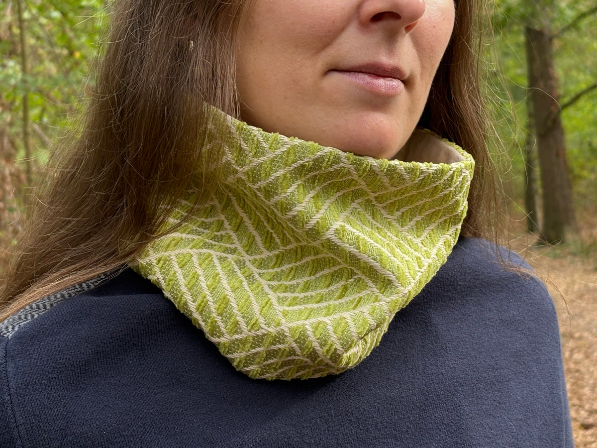 Snood - tour de cou vert clair et beige - chaud