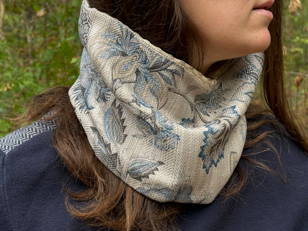 Snood - tour de cou en coton à motifs floraux bleu - coupe-vent