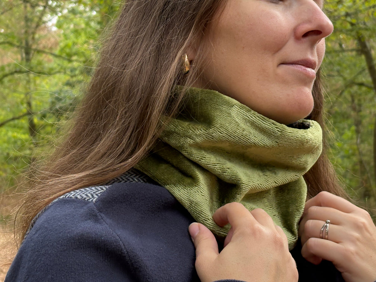 Snood - tour de cou en velours vert olive - chaud