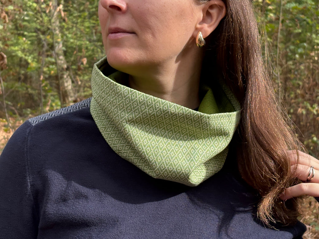 Snood - tour de cou en toile de coton verte et blanche - coupe-vent