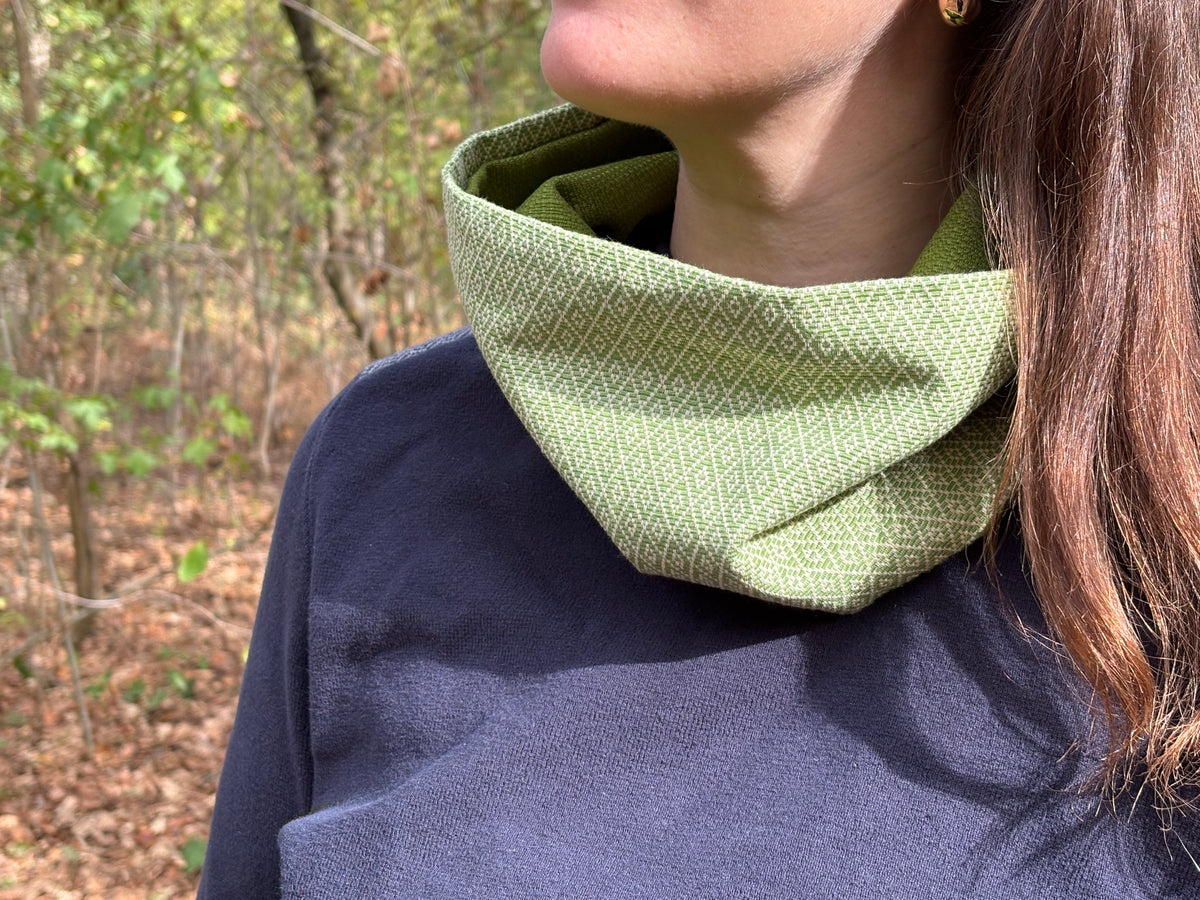Snood - tour de cou en toile de coton verte et blanche - coupe-vent