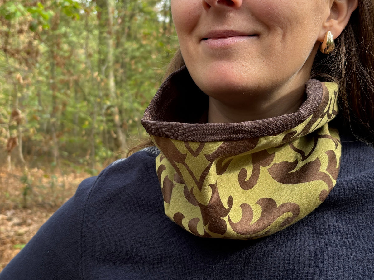 Snood - tour de cou coupe vent en satin kaki et marron