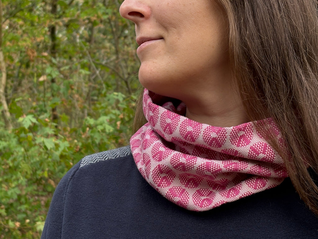 Snood - tour de cou motifs ronds rose et blanc
