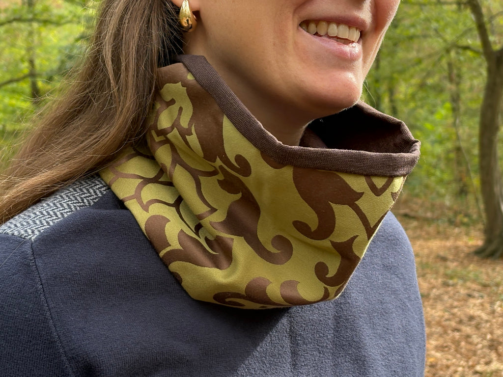 Snood - tour de cou coupe vent en satin kaki et marron