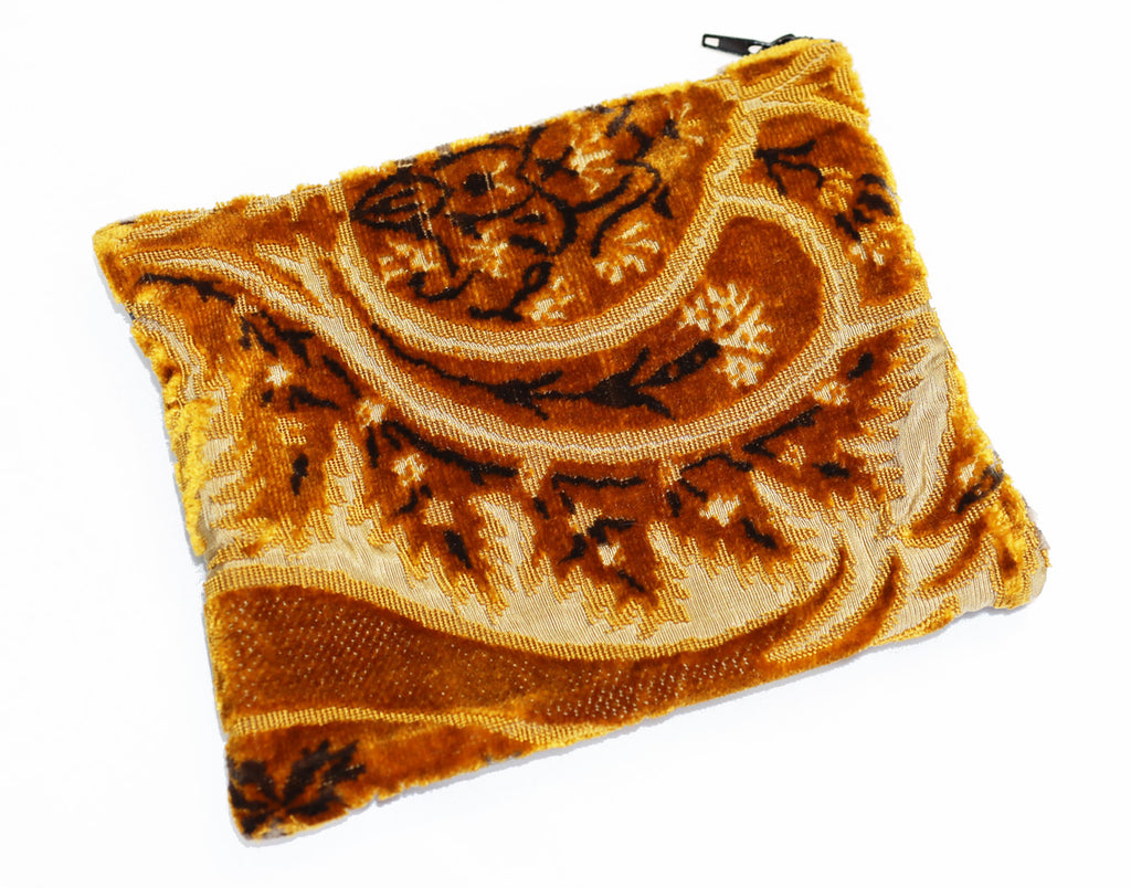 Trousse en chambre à air de camion et velours aux motifs cachemire doré orangé